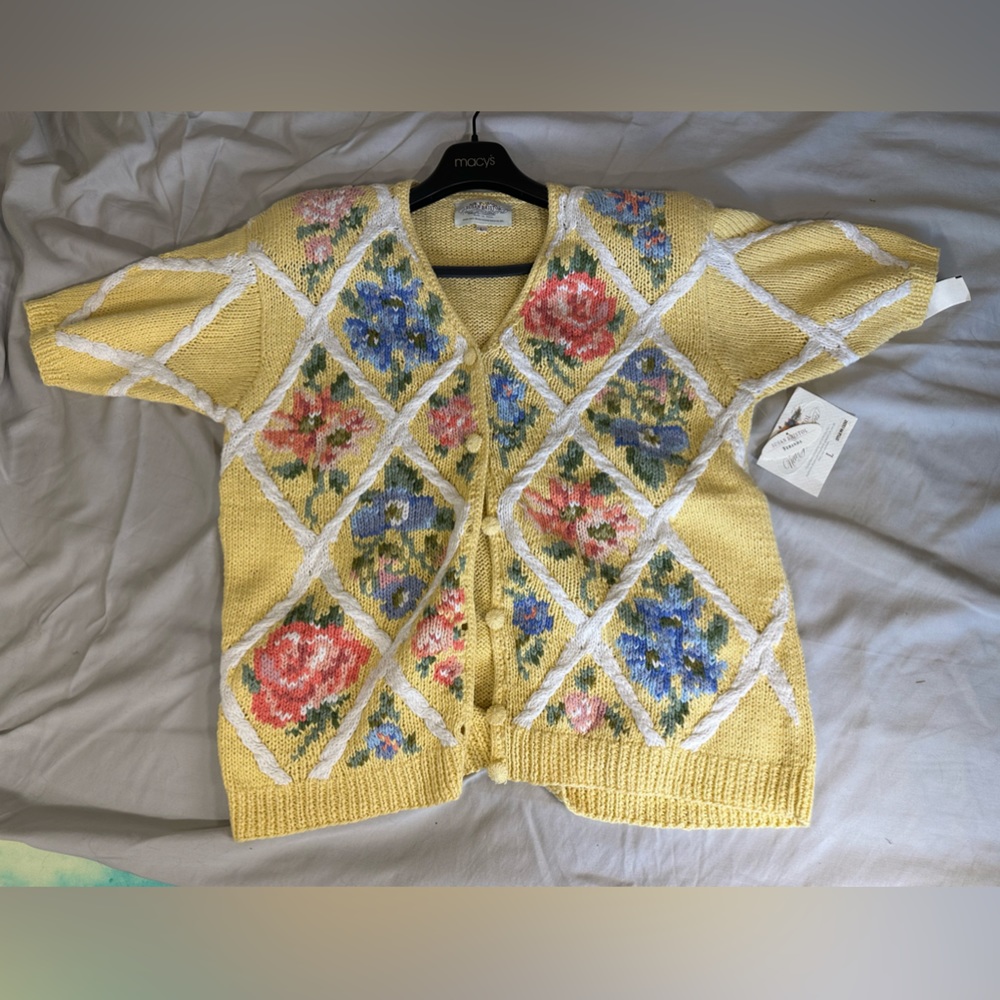 Susan Bristol VINTAGE floral shirt sleeved cardigan